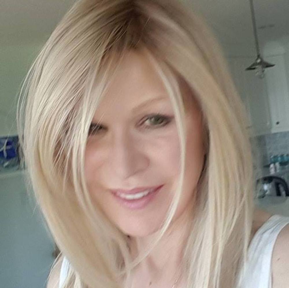 Meet your Posher, Antonia